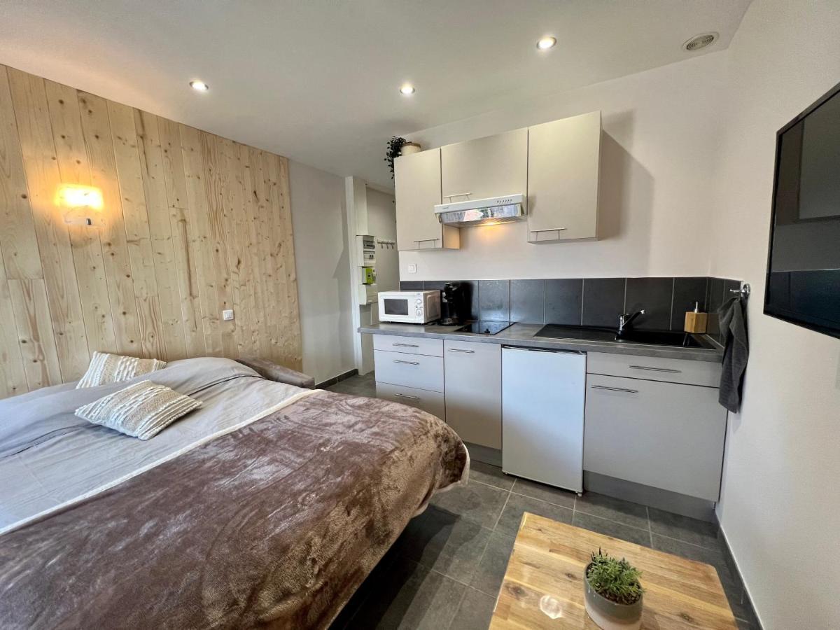 Appart Hotel Cozy Proche Centre, Parking Montbéliard Kültér fotó